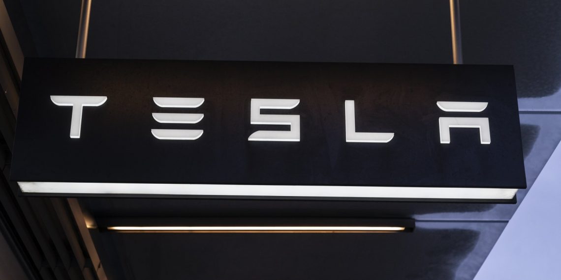 What's Tesla Engagement Hub and What Does Elon Musk Wants to Do with It? 41 83042