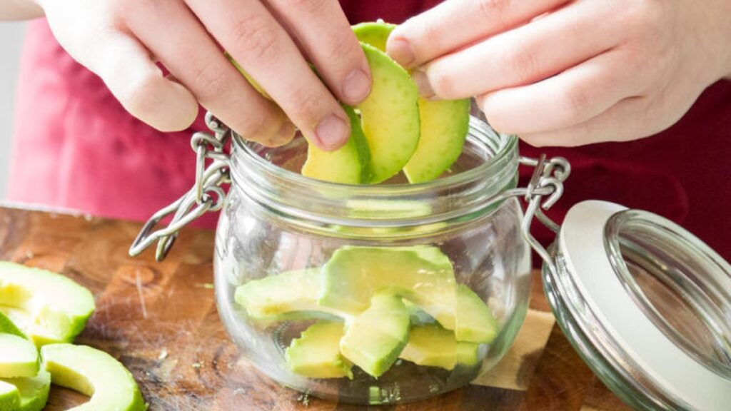 How to Ripen Avocados Quickly 1