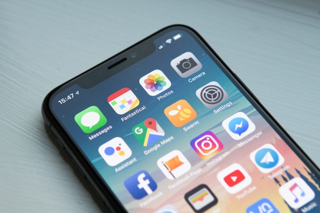 How to update iPhone apps