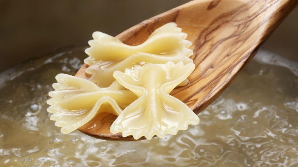 7 Best Ways to Use Pasta Water