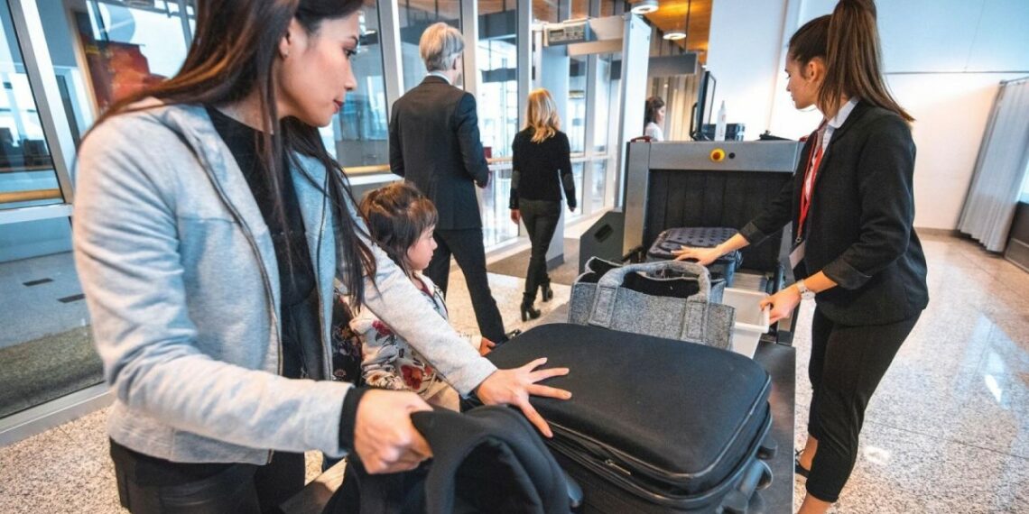 Can Robots or AI Replace Airport Security Staff? 41 Airport security