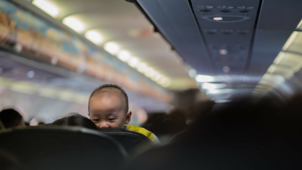 flying with children