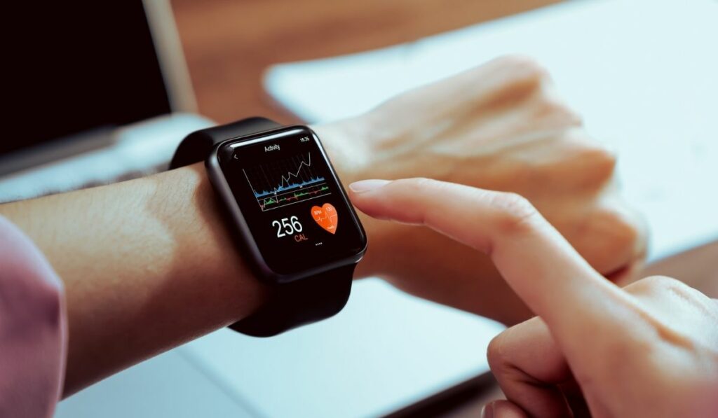Wristband smart health