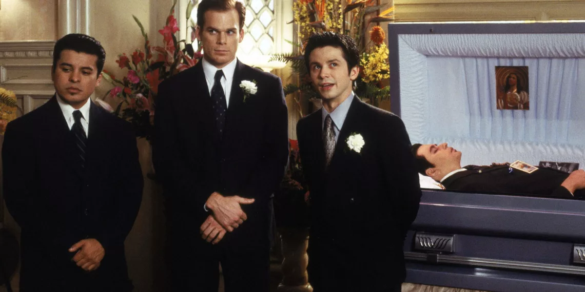 Netflix Revives a Television Classic: 'Six Feet Under' Joins Streaming Lineup 41 six feet under