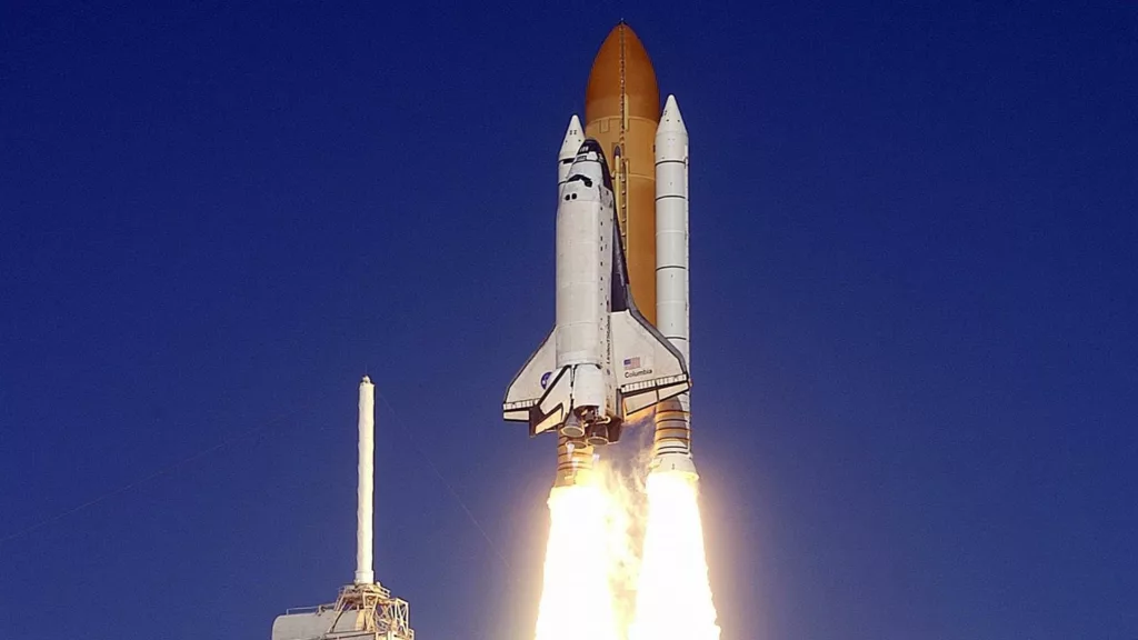 The Space Shuttle That Fell to Earth Review