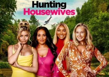 Hunting Housewives Review