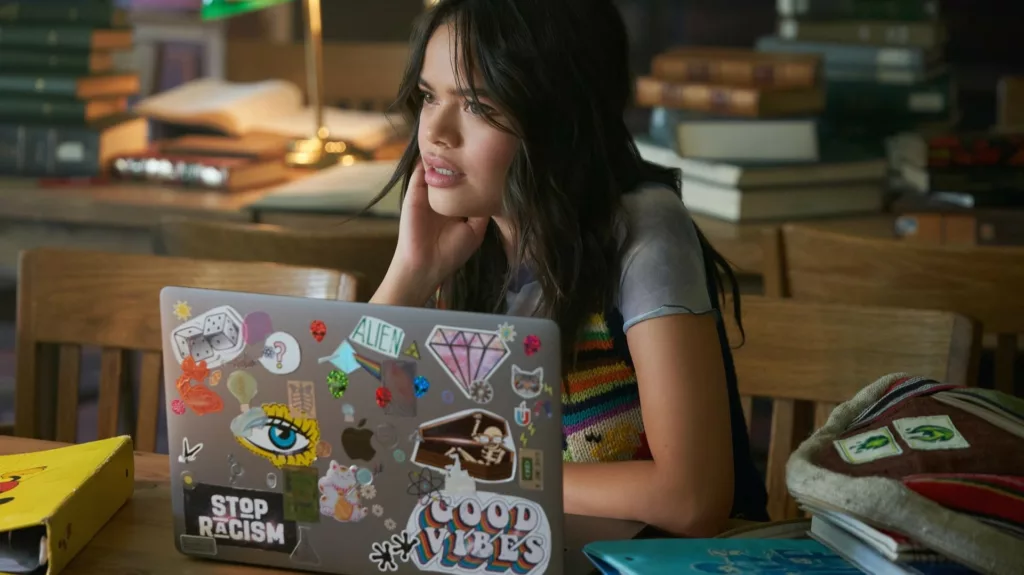 Pretty Little Liars: Summer School Review
