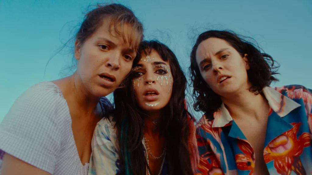 The Balconettes Review