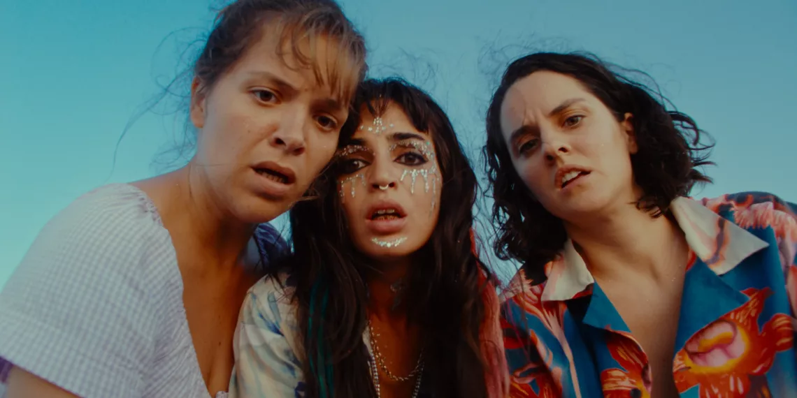 The Balconettes Review