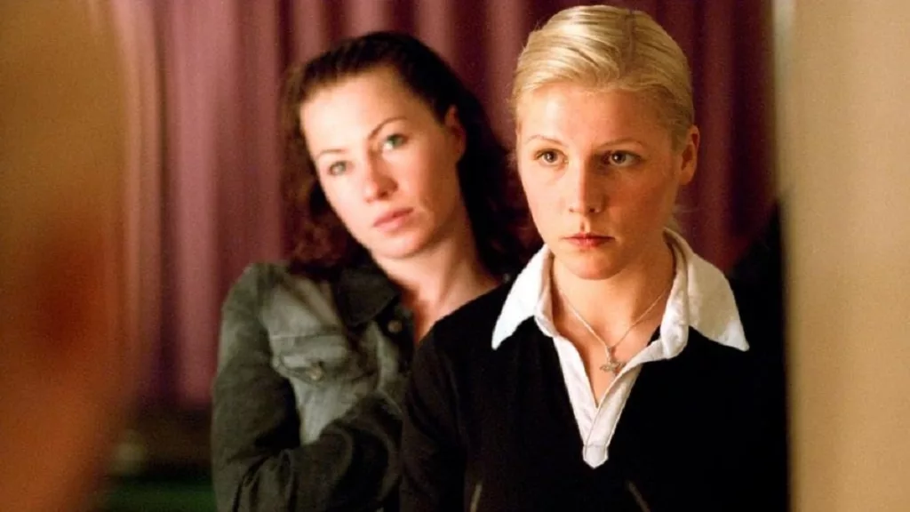 Hotel (2004) Review