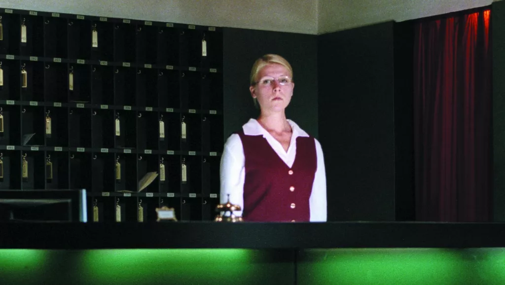 Hotel (2004) Review