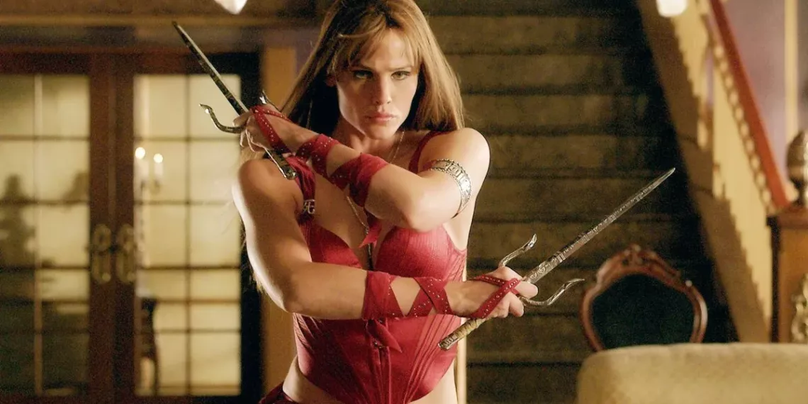 Jennifer Garner's Comic-Con Adventure: From Elevator Entrapment to Marvel Return 41 Deadpool & Wolverine