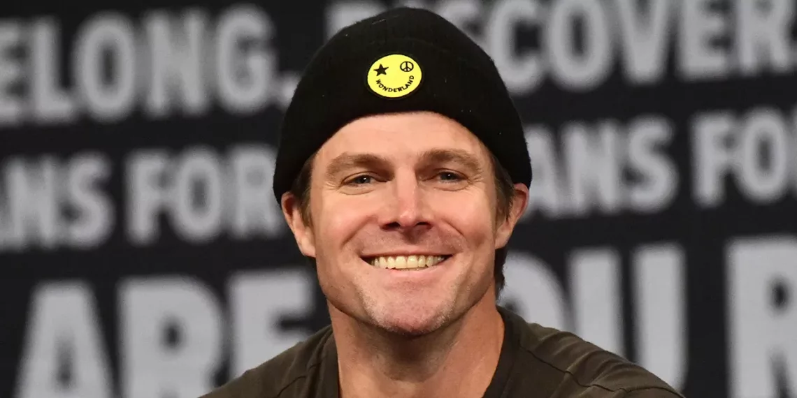 Stephen Amell