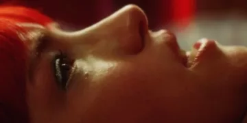 "Strange Darling" Subverts Horror Tropes with Shocking Twist 1 Strange Darling