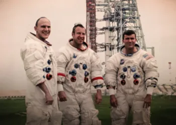 Apollo 13: Survival Review