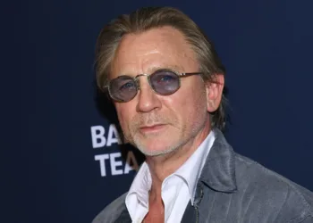 Daniel Craig