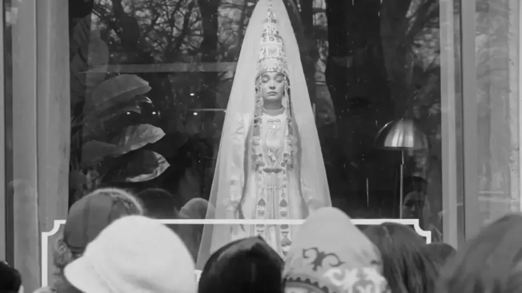 About Mannequin