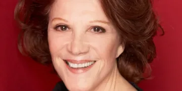 LINDA LAVIN