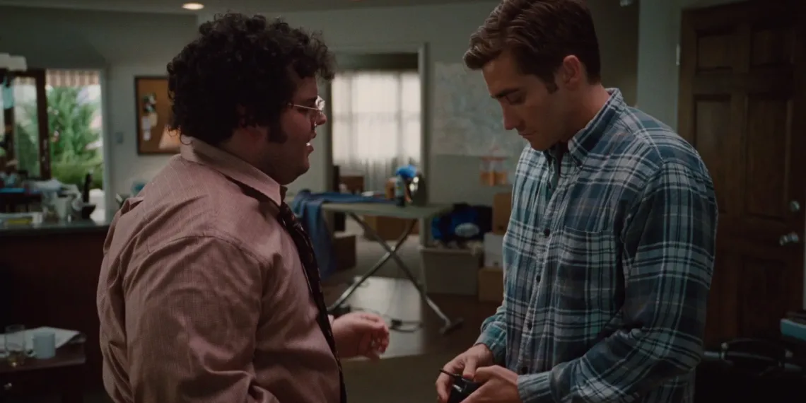 Jake Gyllenhaal Josh Gad