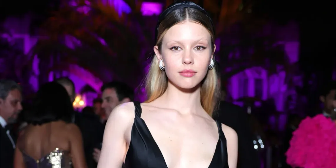 Mia Goth