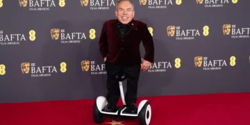 warwick davis