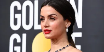 Ana de Armas Reacts to Fan Support for Evelyn Hugo Role in Netflix Adaptation 1 Ana de Armas