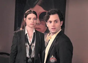 Michelle Trachtenberg Penn Badgley