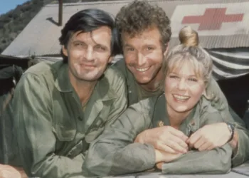 Alan Alda Loretta Swit