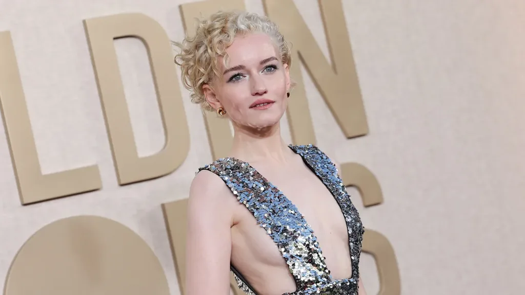 Julia Garner