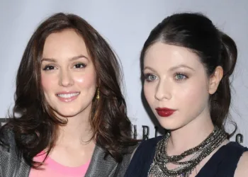 Leighton Meester Michelle Trachtenberg