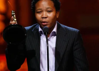 Presley Chweneyagae