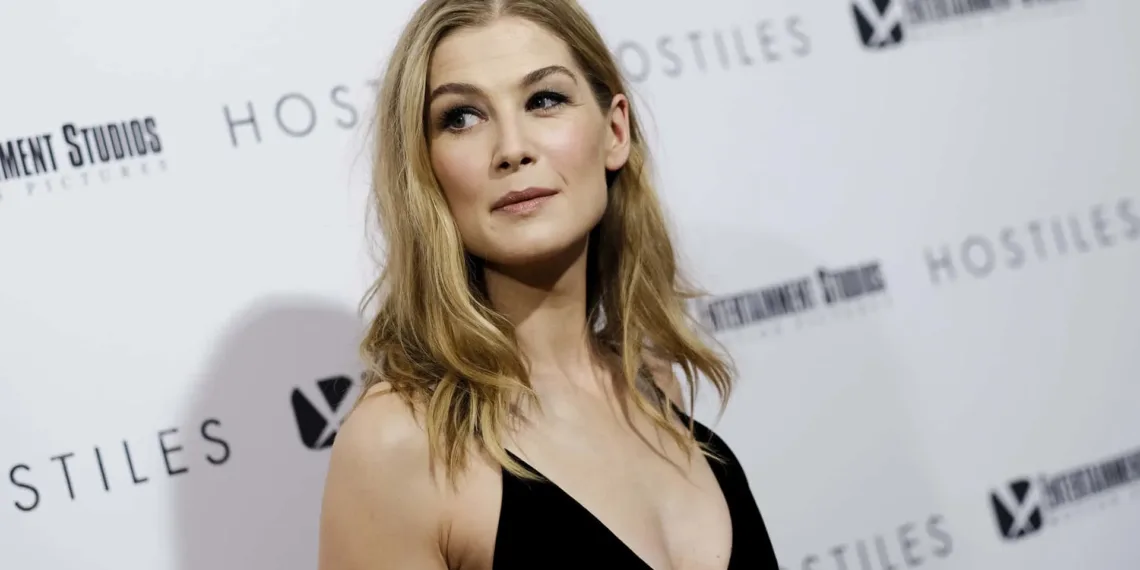 Rosamund Pike