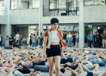 The Wave Review