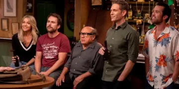 Glenn Howerton Reveals Near Exit From Sunny as Season 17 Arrives 16 Glenn Howerton