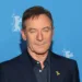 Jason Isaacs