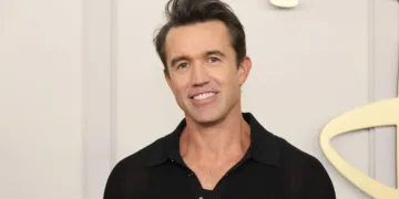 Rob McElhenney Files to Become “Rob Mac,” Citing Years of Mispronunciation 15 Rob McElhenney