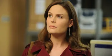 Emily Deschanel Reveals Season-One Panic Attacks That Nearly Ended Her “Bones” Run 1 emily deschanel
