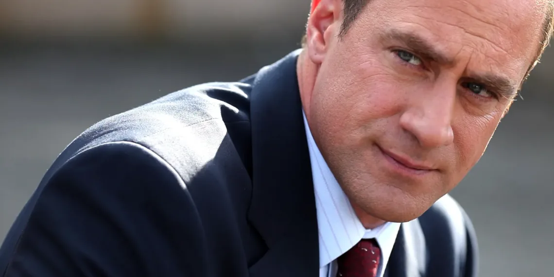 Chris Meloni Returns to SVU After 14-Year Absence 41 Chris Meloni