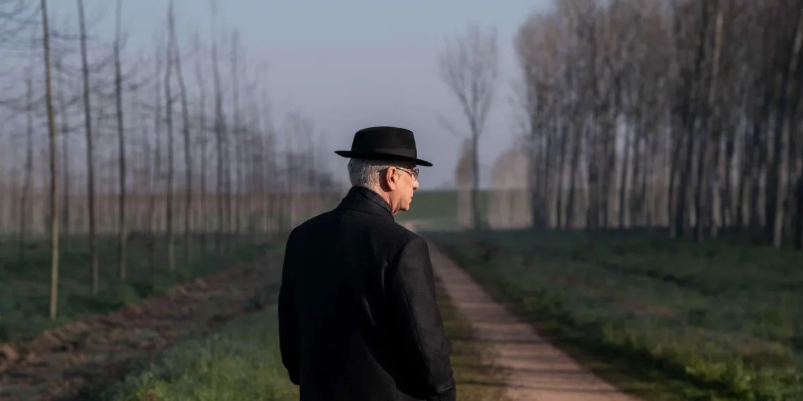 La Grazia Review: Sorrentino's Austere Meditation on Power 41 La Grazia Review 1