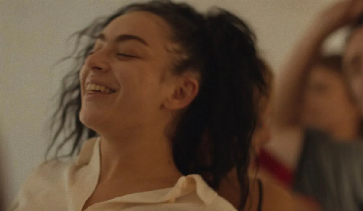 Erupcja Review: Charli XCX in a Chilly Character Study 42 Erupcja Review