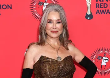 Mary McDonnell