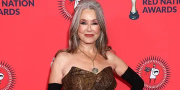 Mary McDonnell