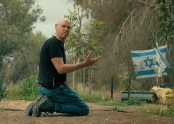 The Road Between Us: The Ultimate Rescue Review
