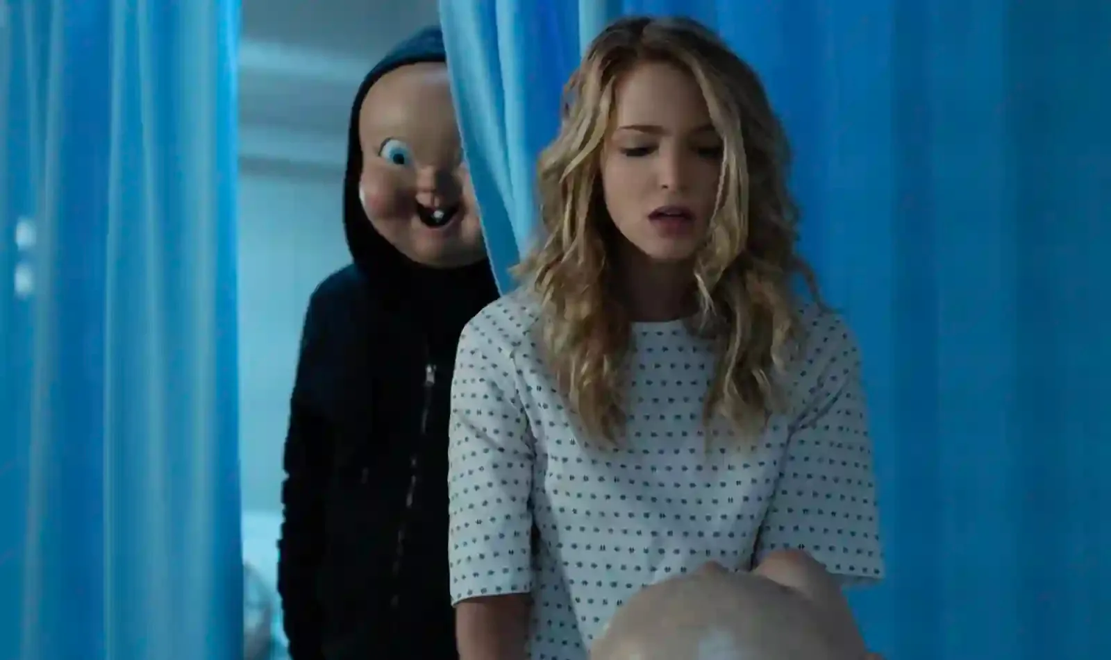 Affection Review: Jessica Rothe Excels in a Sci-Fi Body Horror 42 Affection Review