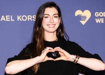 Anne Hathaway