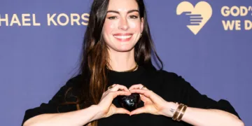 Anne Hathaway