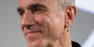 Daniel Day-Lewis Explains His “Retirement” and Returns in Anemone 1 Daniel Day-Lewis