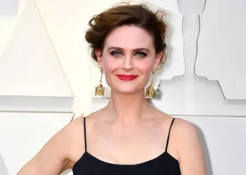 Emily Deschanel