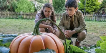 Grow Review: Nurturing a Found Family 1 Grow Review
