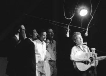 Newport & the Great Folk Dream Review